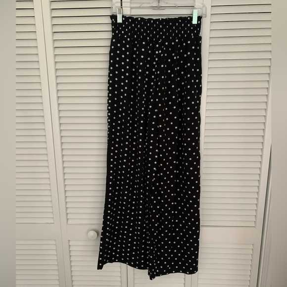 🦂Women’s Black W/White Polka Dots High Waisted, Wide Leg Pants. Sizes M & L - Picture 2 of 11